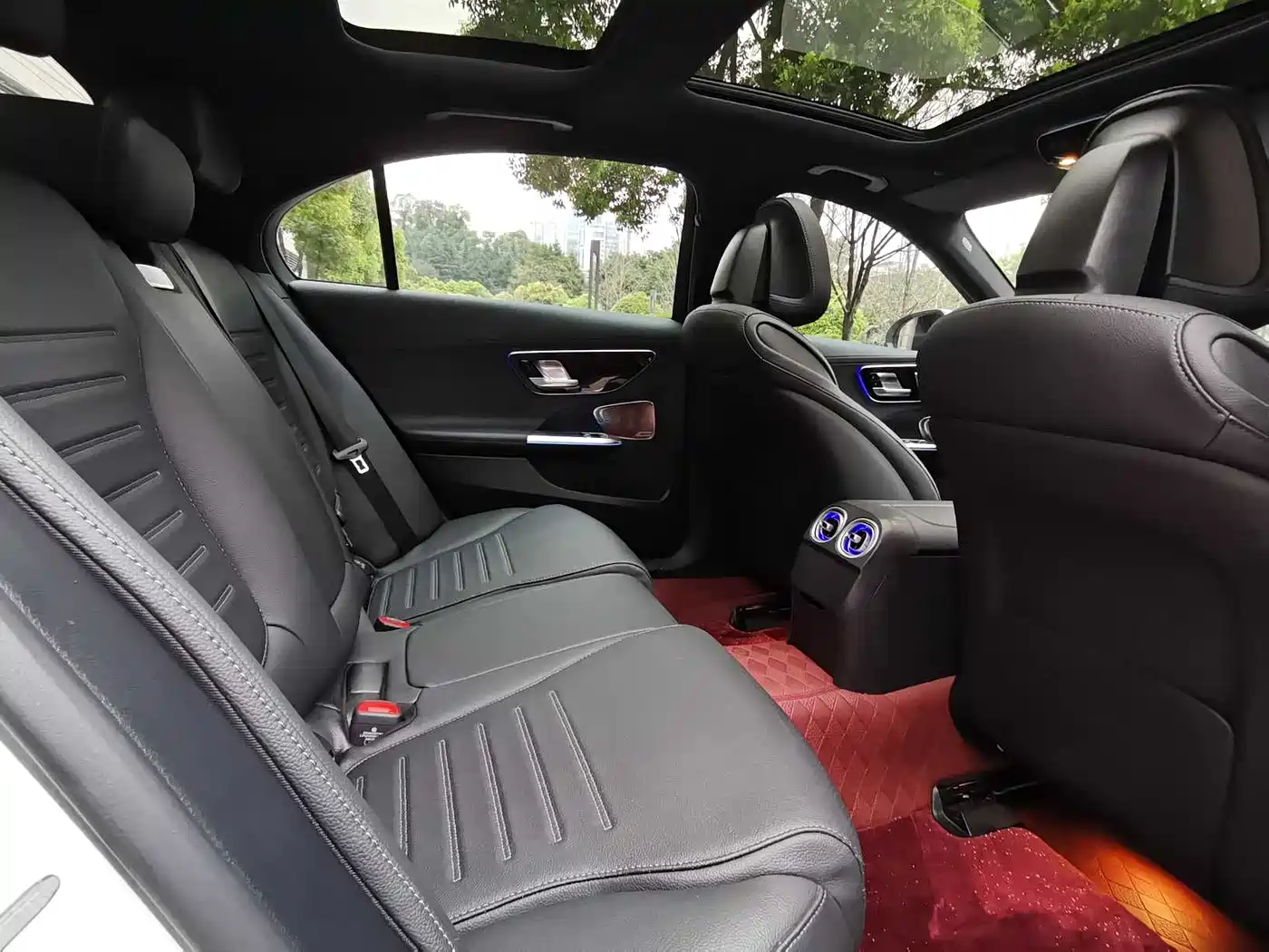 Mercedes-Benz C-Class 2025 C 260 L Sport Edition фото 20