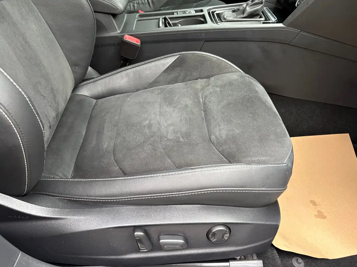 Volkswagen FAW-Volkswagen CC 2019 330TSI Elegance Edition China VI фото 7