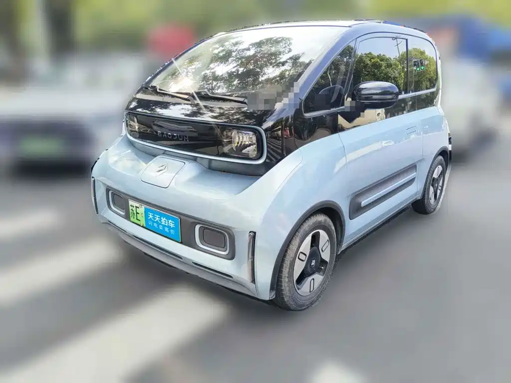 Baojun E300 2021 2020 Plus Stellar Smart Travel Edition
