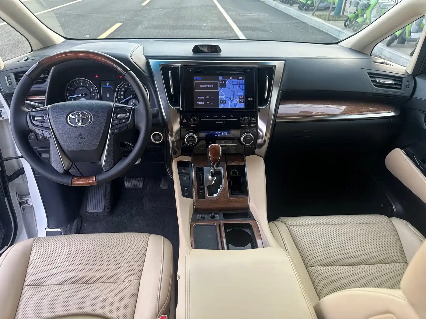 Toyota Alphard 2015 3.5L Premium Edition фото 4