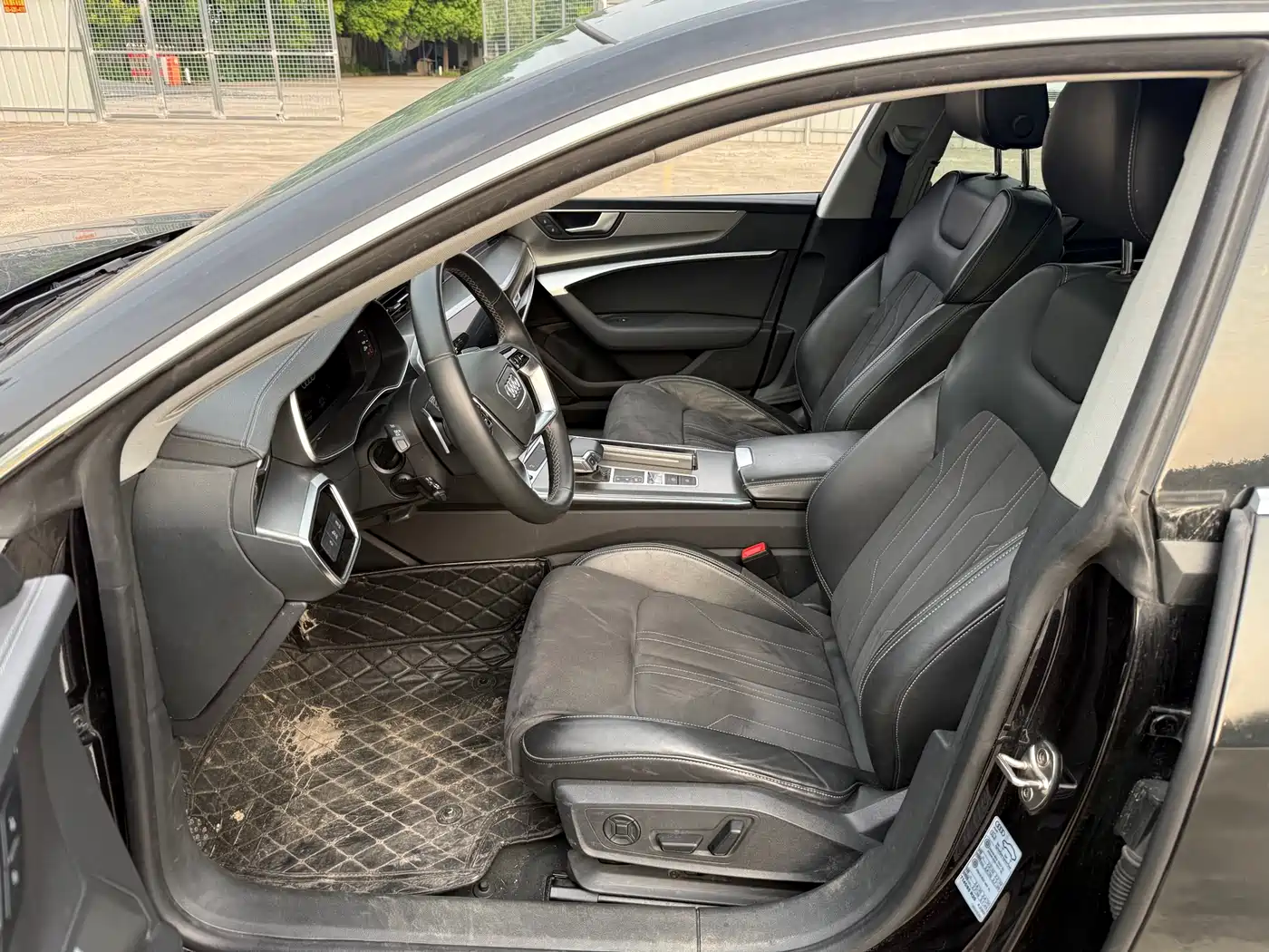 Audi A7L 2024 45TFSI S-line Dream Edition Crystal Package фото 4