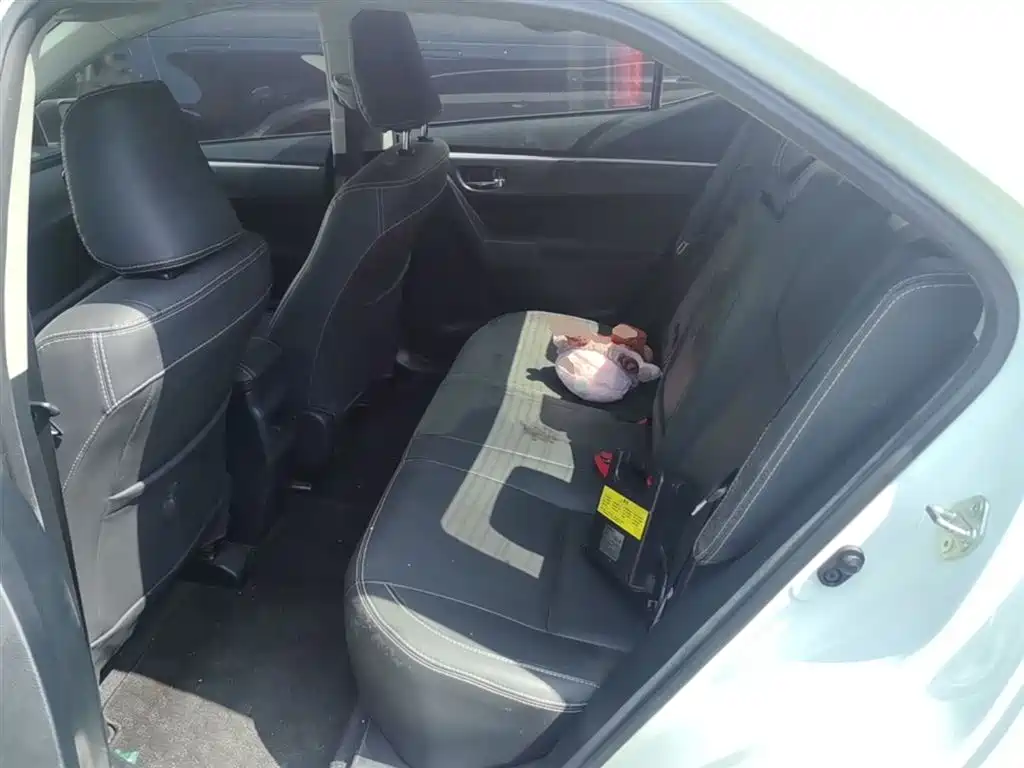 Toyota Corolla 2017 Facelift 1.2T S-CVT GL-i фото 24