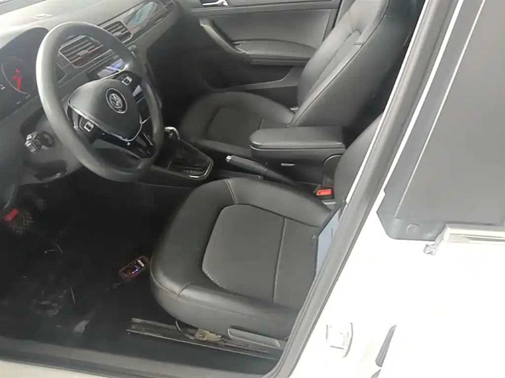 Volkswagen Santana 2018 Gran Santana 1.5L Automatic Comfortline фото 15