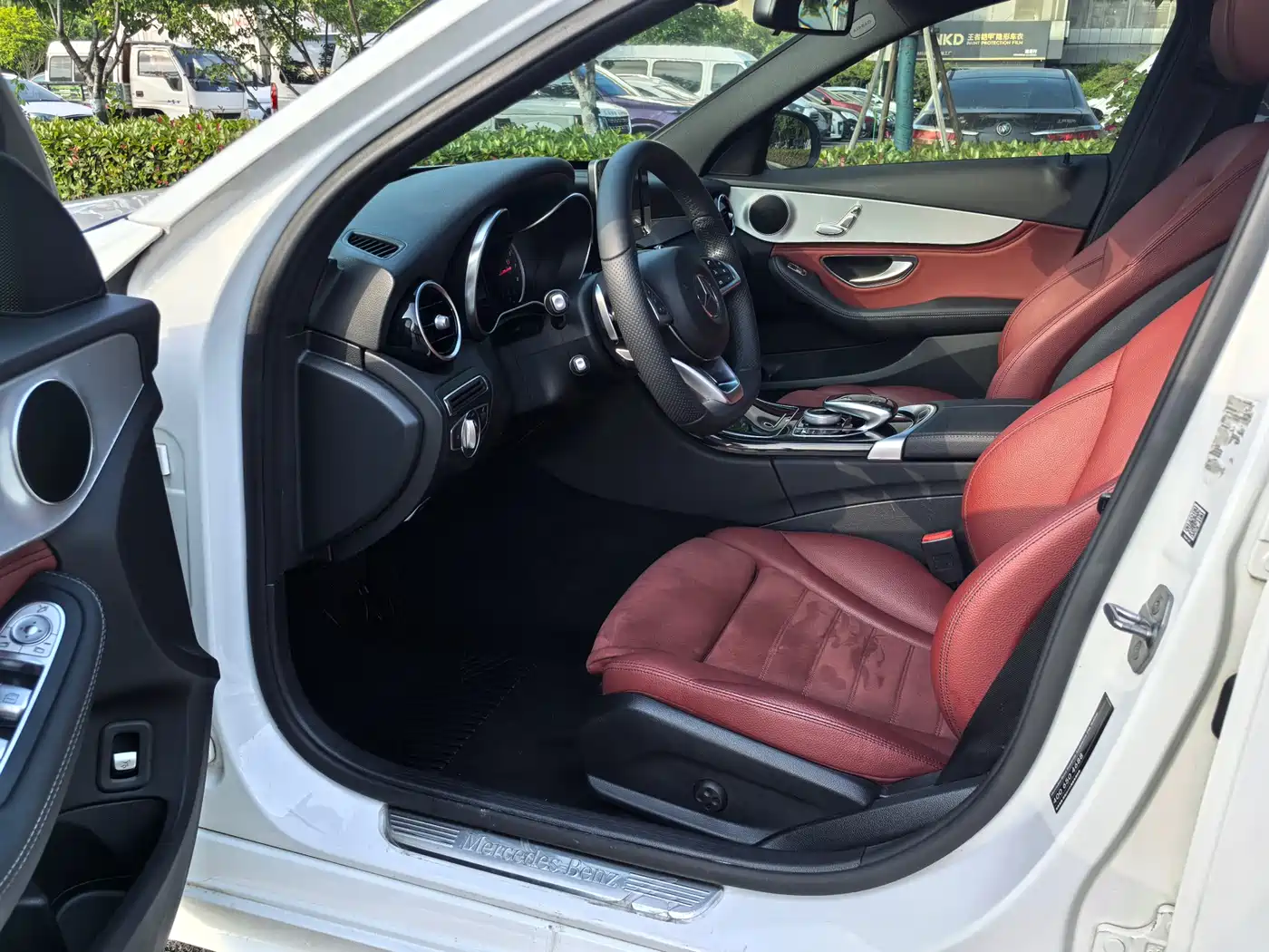 Mercedes-Benz C-Class 2017 Facelift C 200 Sport Edition фото 5