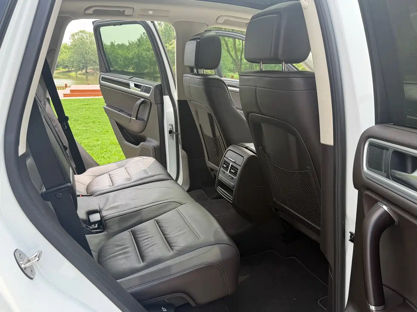 Volkswagen Touareg 2017 3.0TSI Mountain Master Edition фото 6