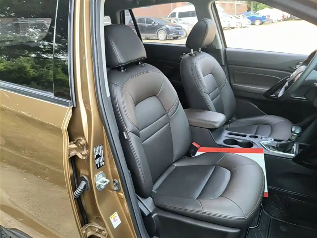 GAC Trumpchi Trumpchi GS4 2016 235T G-DCT Elite Edition фото 25