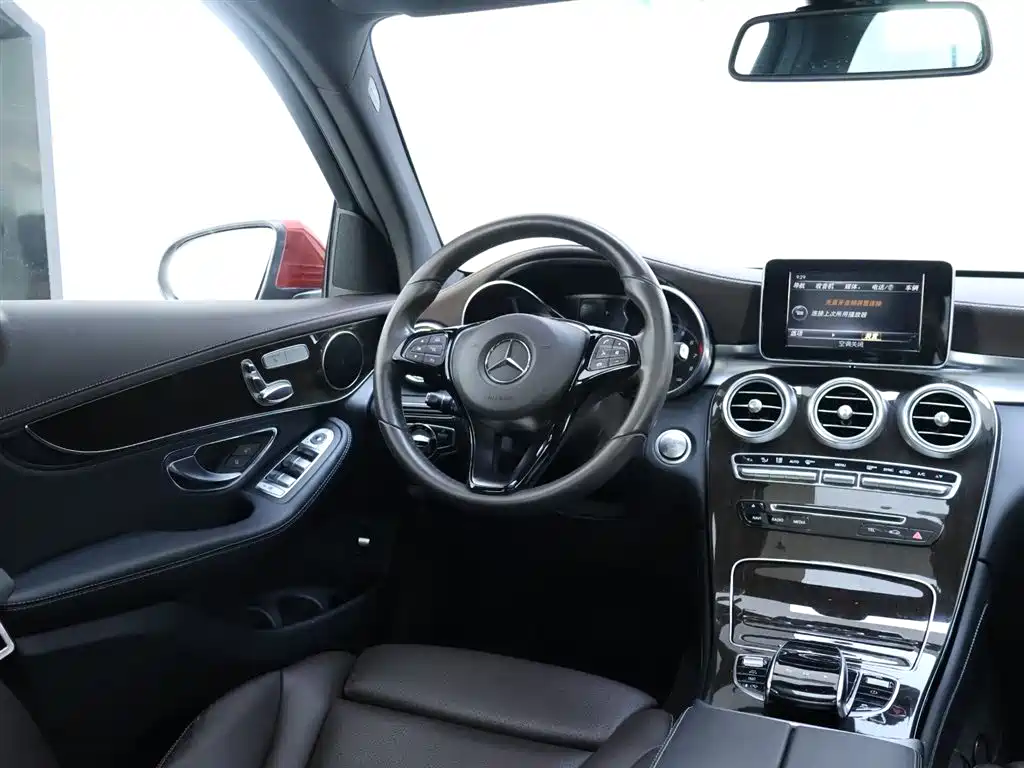 Mercedes-Benz GLC 2016 GLC 260 4MATIC Dynamic фото 14