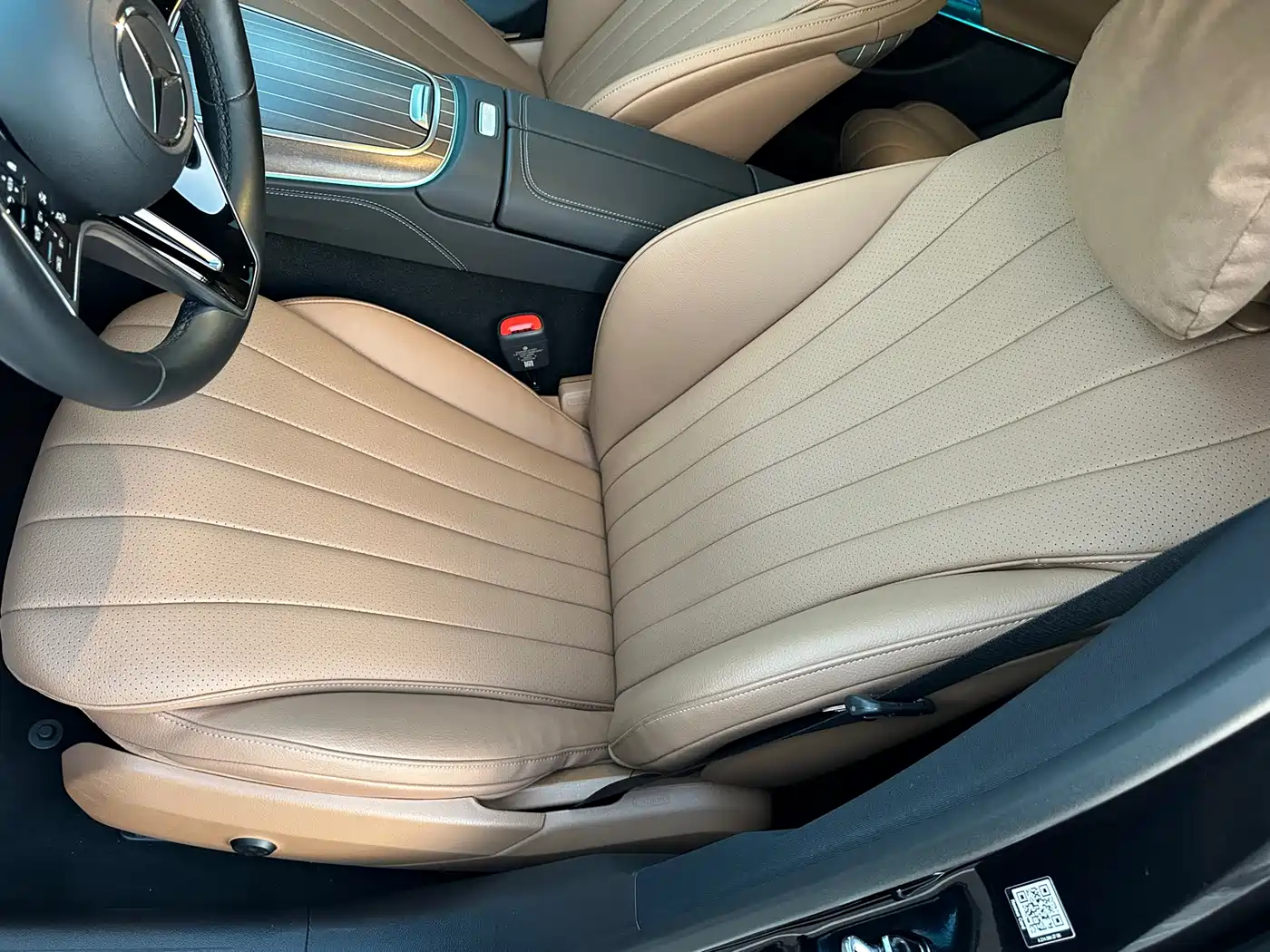 Mercedes-Benz E-Class 2025 E 300 L Luxury фото 12
