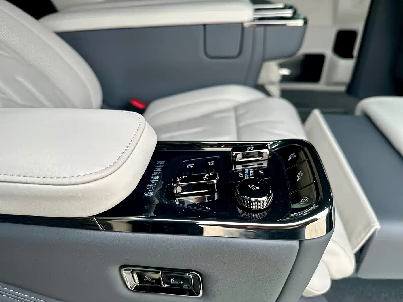 ZEEKR EXTREME KRYPTON 009