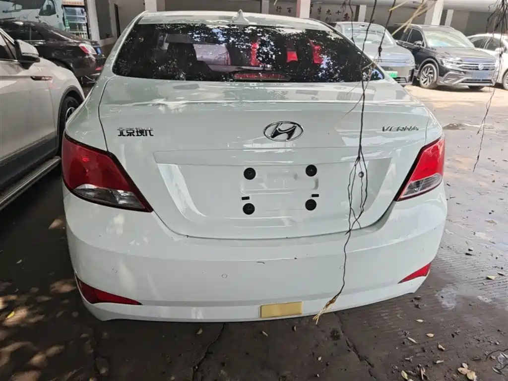 Hyundai Verna 2016 1.4L Automatic Smart GLS фото 6