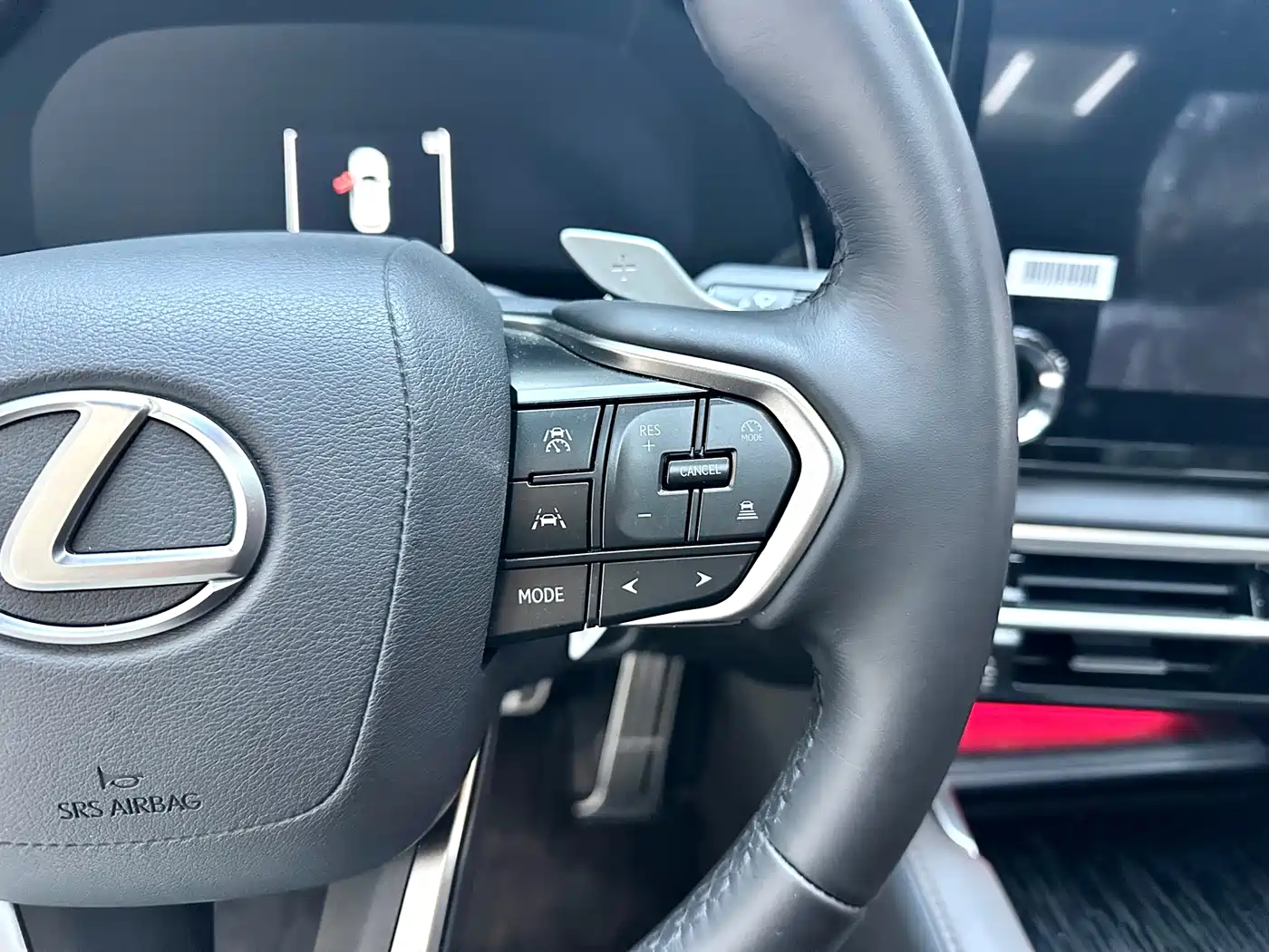 Lexus RX 2025 350h 4WD Premium Edition фото 16