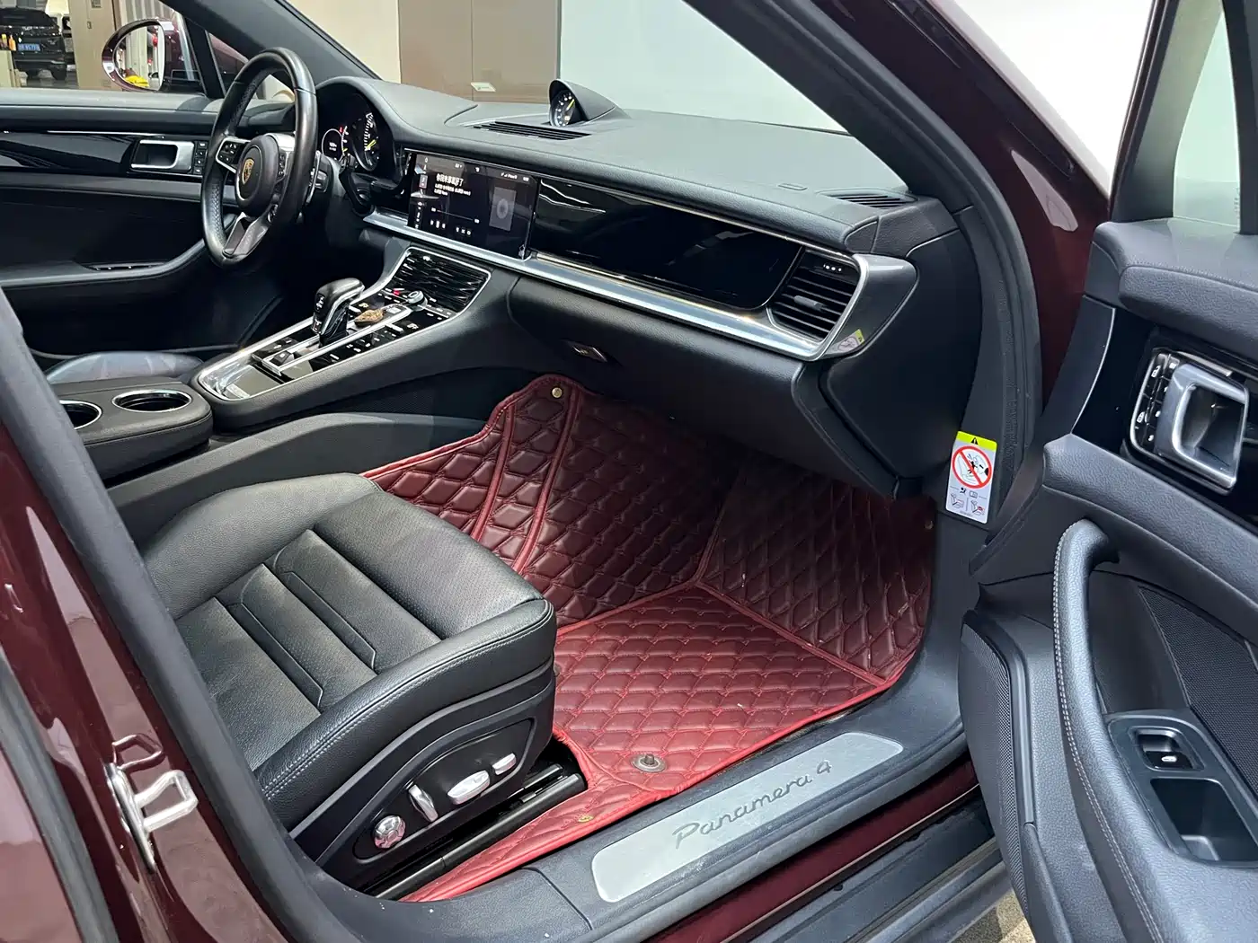 PORSCHE PANAMERA NEW ENERGY