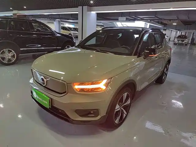  Volvo Volvo XC40 New Energy 2021 P8 EV AWD Elegant Sport