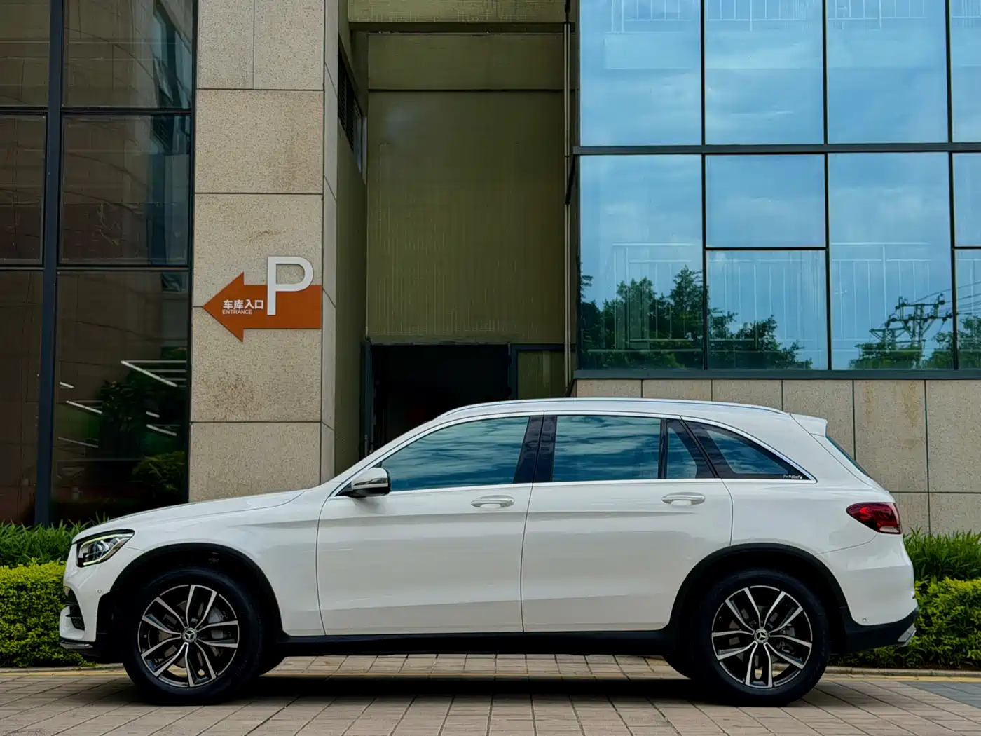 Mercedes-Benz GLC 2021 GLC 260 L 4MATIC Luxury фото 7