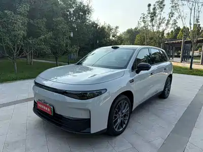 Leapmotor C10