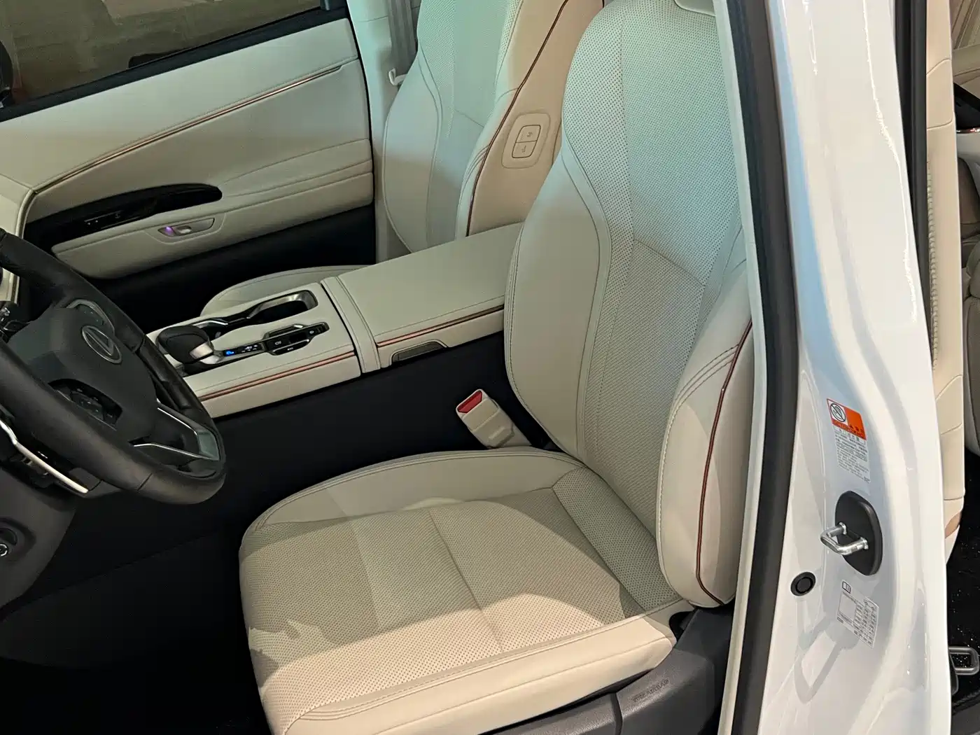 Lexus LM 2025 2023 500h 6-Seater Prestige Edition