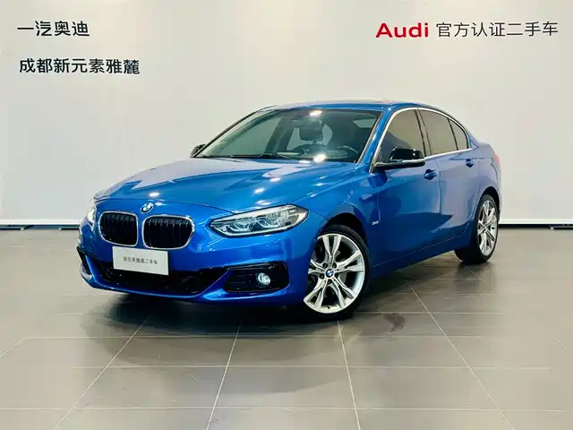 BMW 1 SERIES