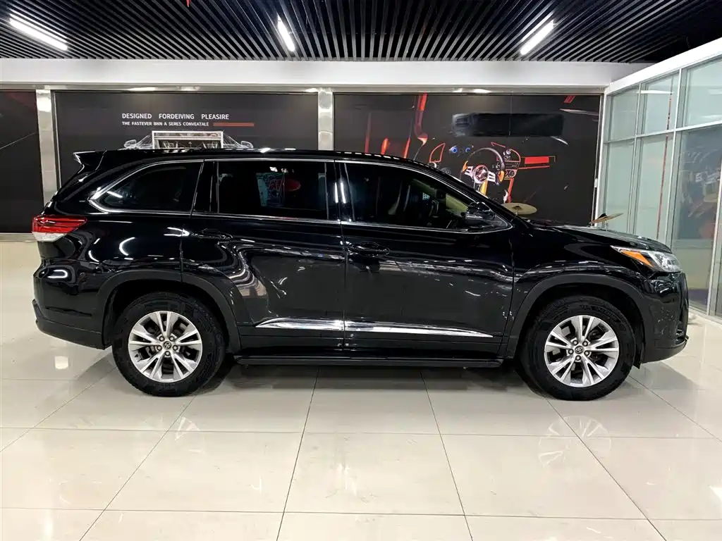 Toyota Highlander 2018 2.0T 2WD Elite 5-seater (China V) фото 4