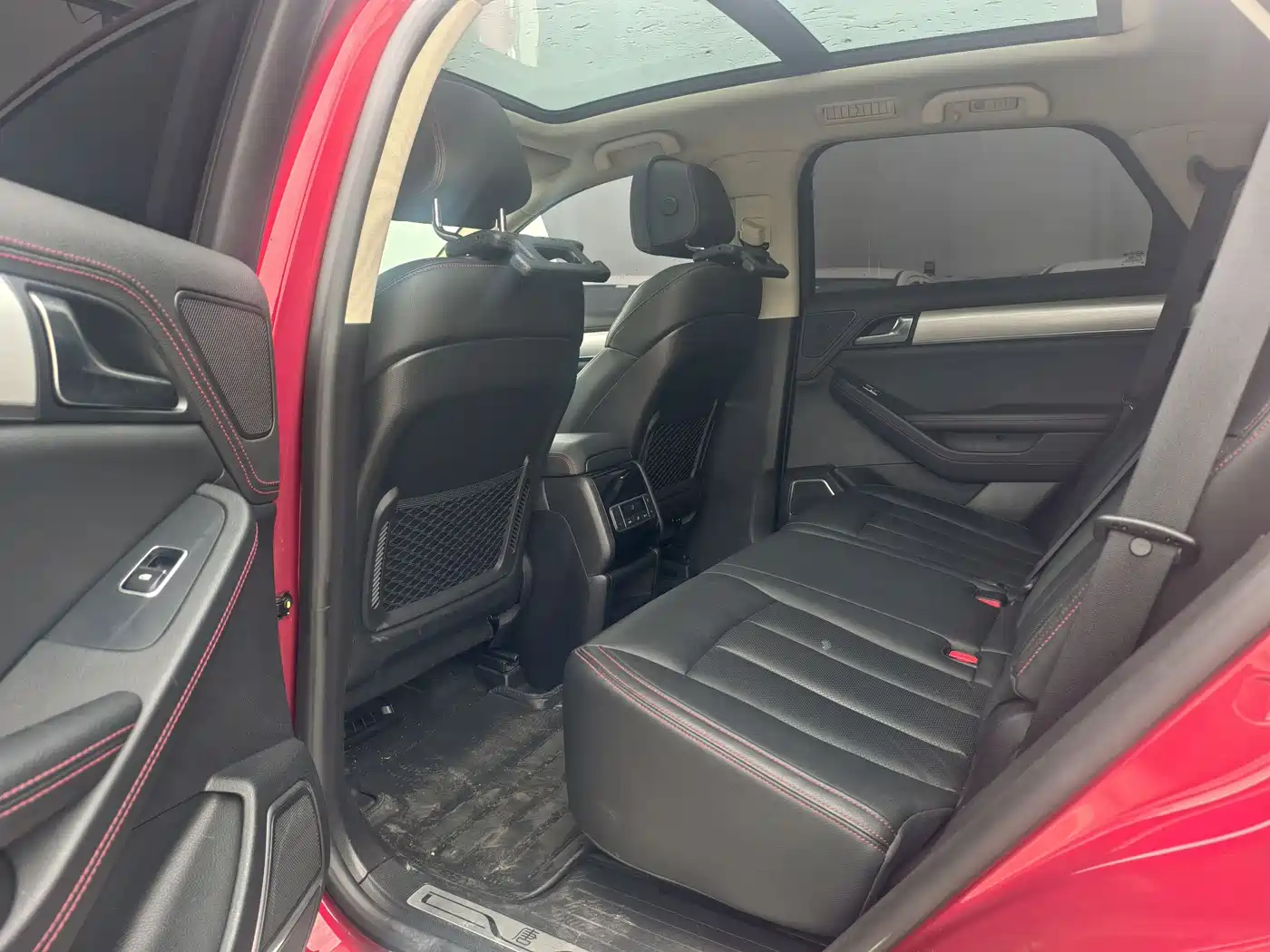BYD Tang New Energy 2019 DM 2.0T AWD Intelligent Genesis Edition 7-seater China VI фото 10