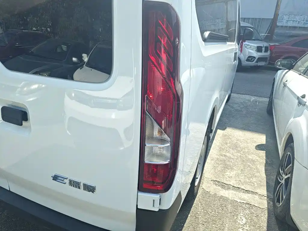 Jiangling E-Fushun 2026 2025 Clear Window Version 41.86kWh Short Wheelbase Low Roof