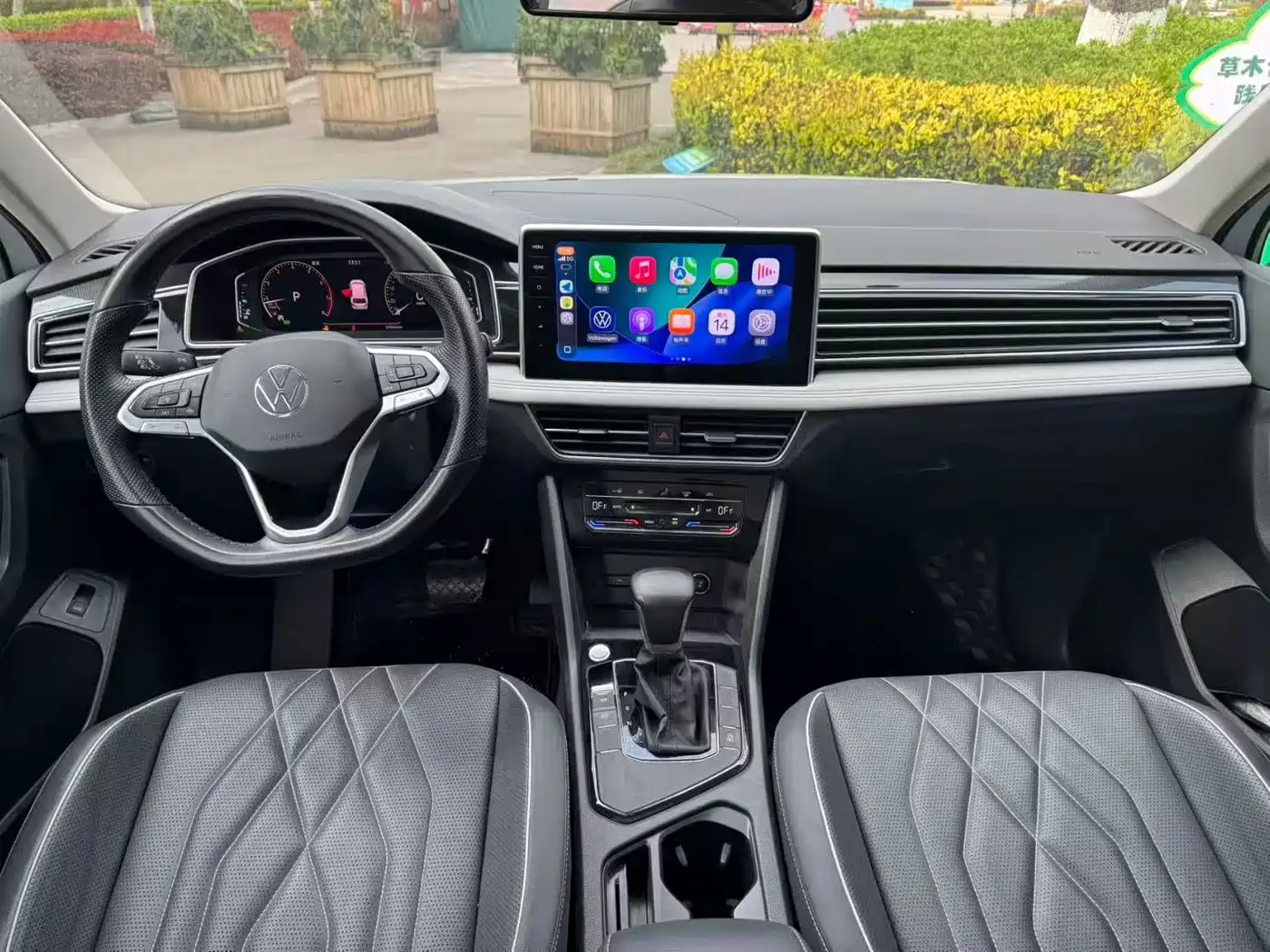 Volkswagen Tiguan L 2023 300TSI Automatic 2WD Smart Enjoyment Edition фото 9
