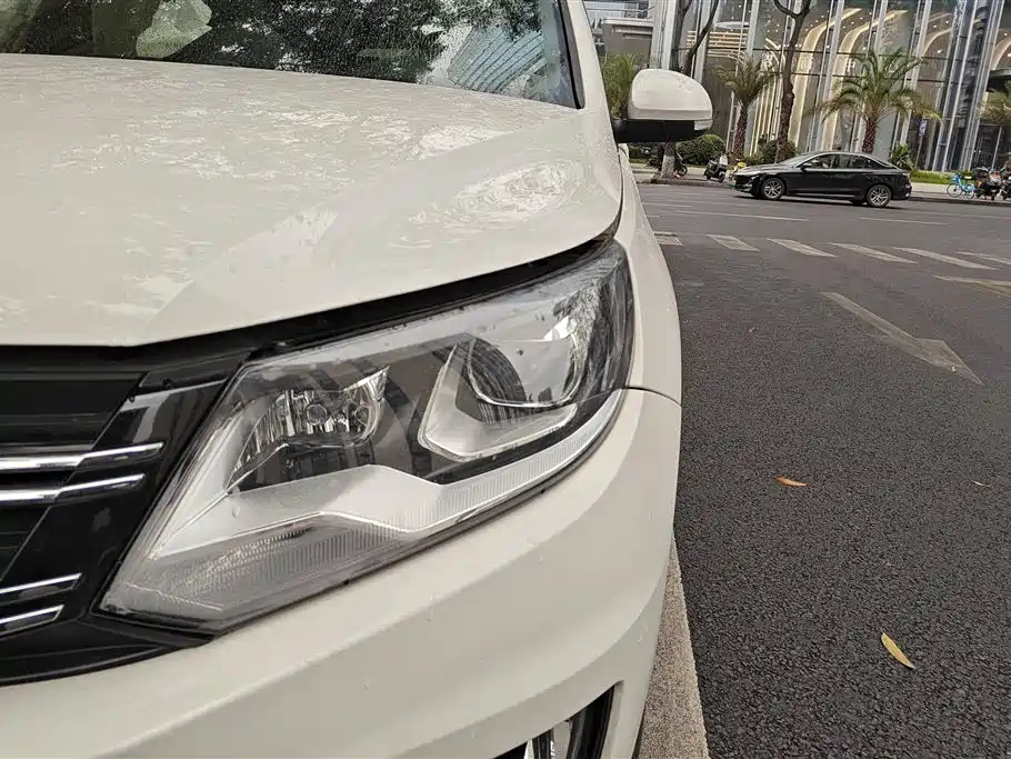 Volkswagen Tiguan 2016 280TSI Automatic 2WD Silk Road Comfort фото 5