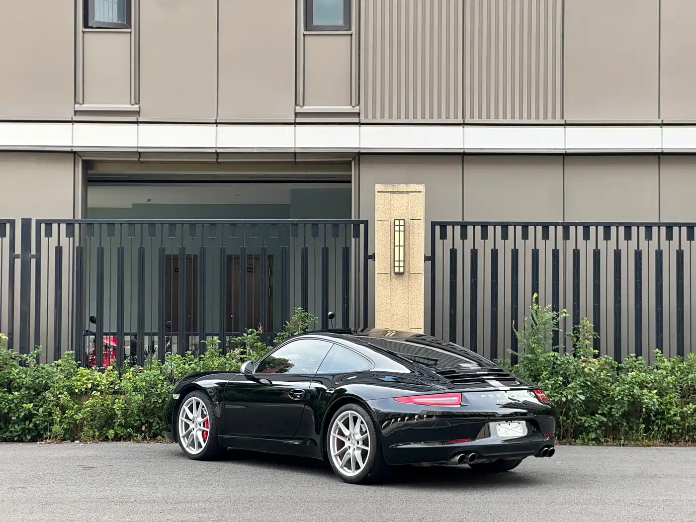 Porsche 911 2012 Carrera S 3.8L фото 6