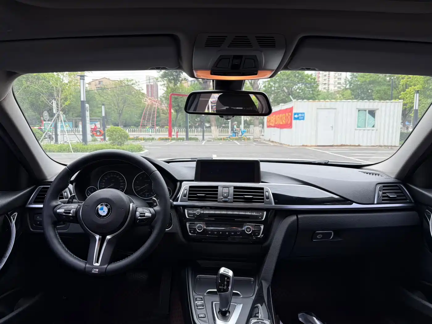 BMW 3 Series 2016 316i Fashion фото 8