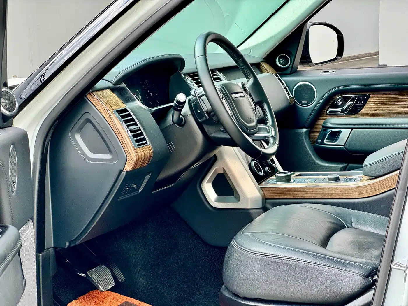 Land Rover Range Rover фото 5