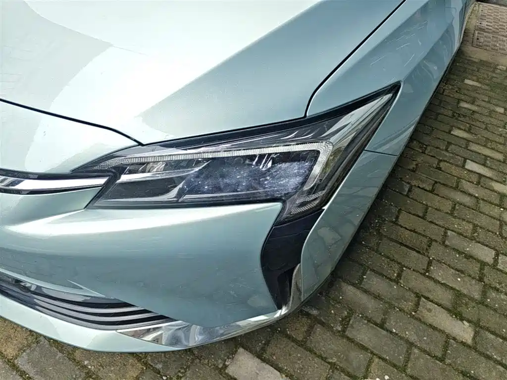 Buick Velite 6 2024 Model 430km Premium Edition фото 24