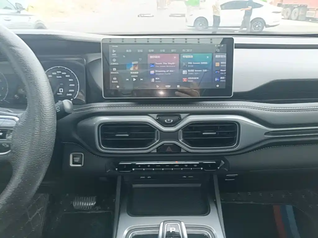 Geely Haoyue 2021 2020 1.8TD DCT Luxury 7-Seater