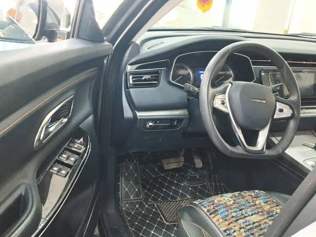Changan Oshan X7 2020 2020 1.5T Auto Elite Model