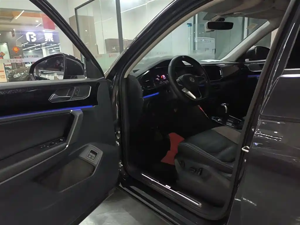 Volkswagen Tayron GTE Plug-in Hybrid 2020 Model 1.4T Luxury фото 16