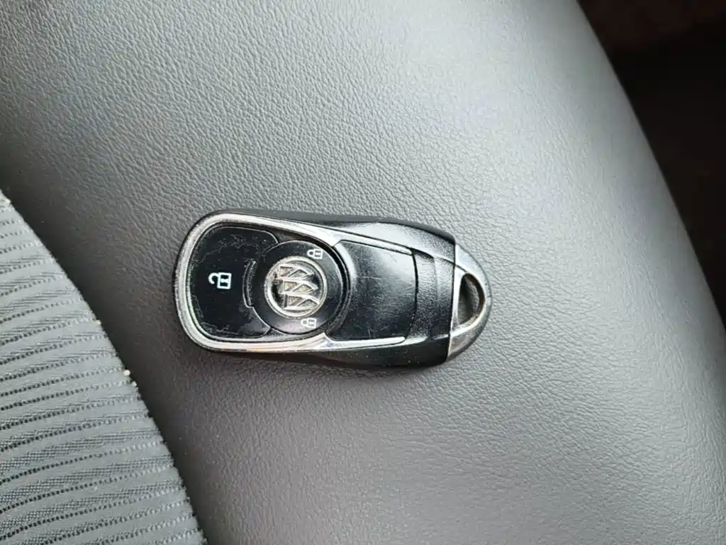 Фото 9 - Buick Envision Plus