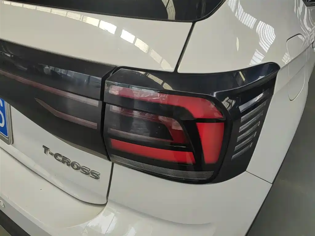 Volkswagen T-Cross 2019 1.5L Automatic Trend Edition фото 8