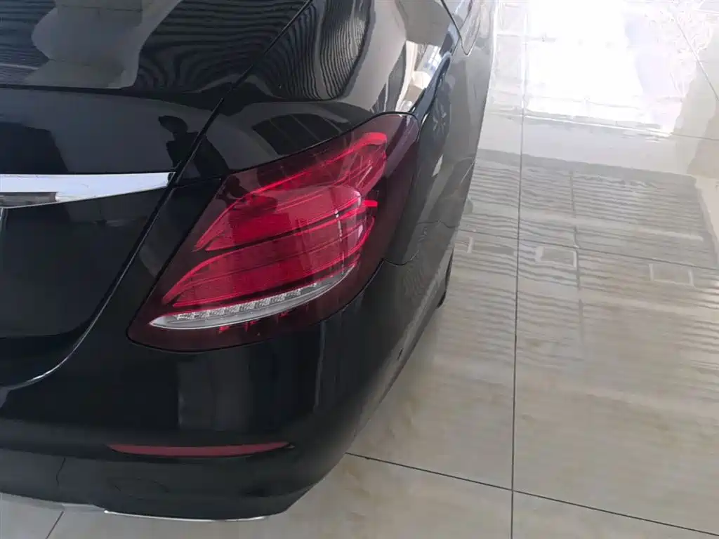 Mercedes-Benz E-Class 2016 E 200 L Sport Type фото 8