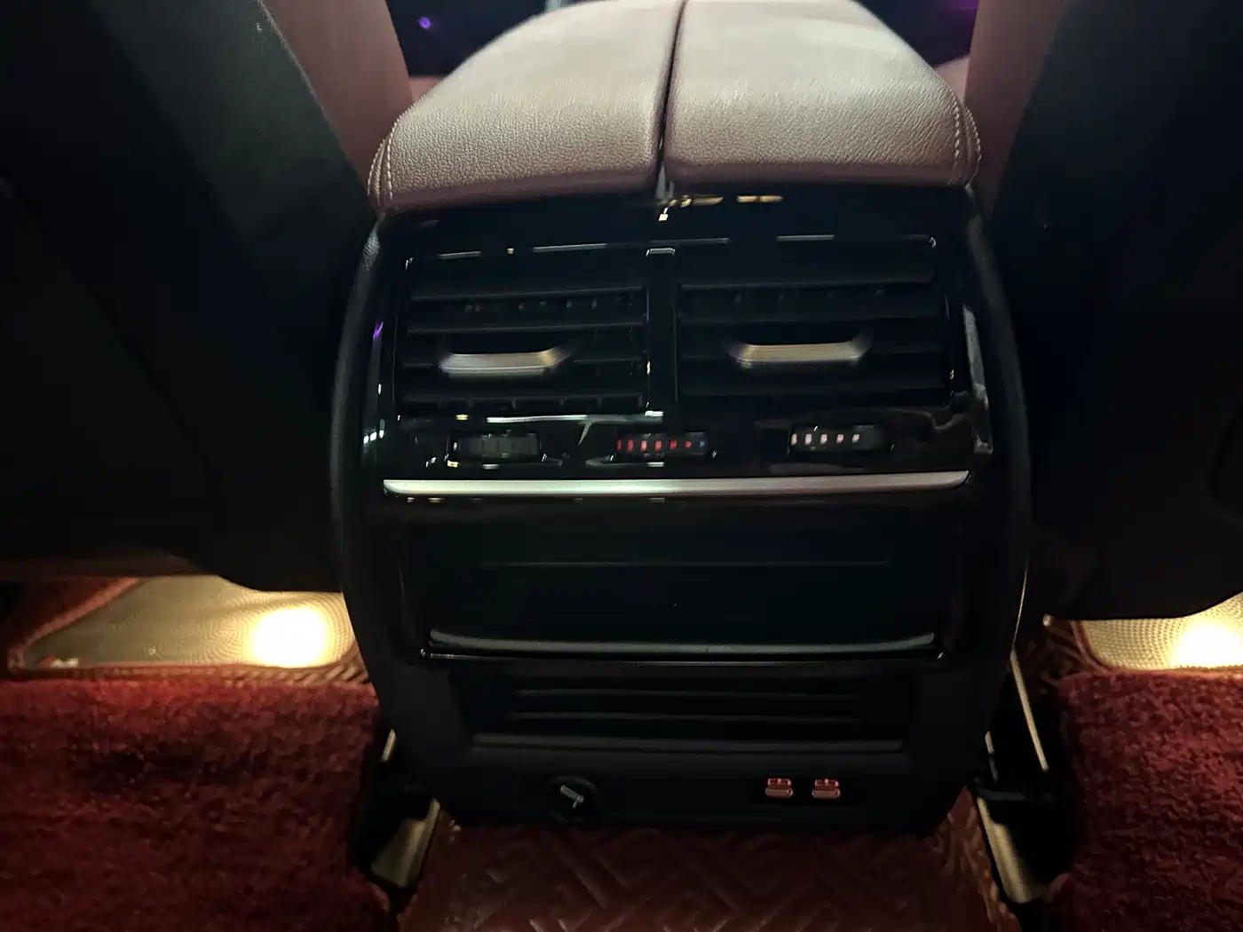 BMW 5 Series 2022 530Li Leading Luxury Package фото 13