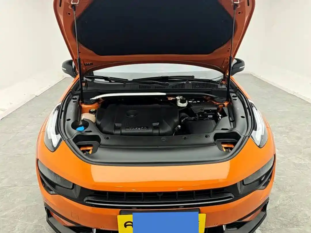 Lynk & Co 02 Hatchback 2022 2021 2.0TD Halo Driving Control Package Edition