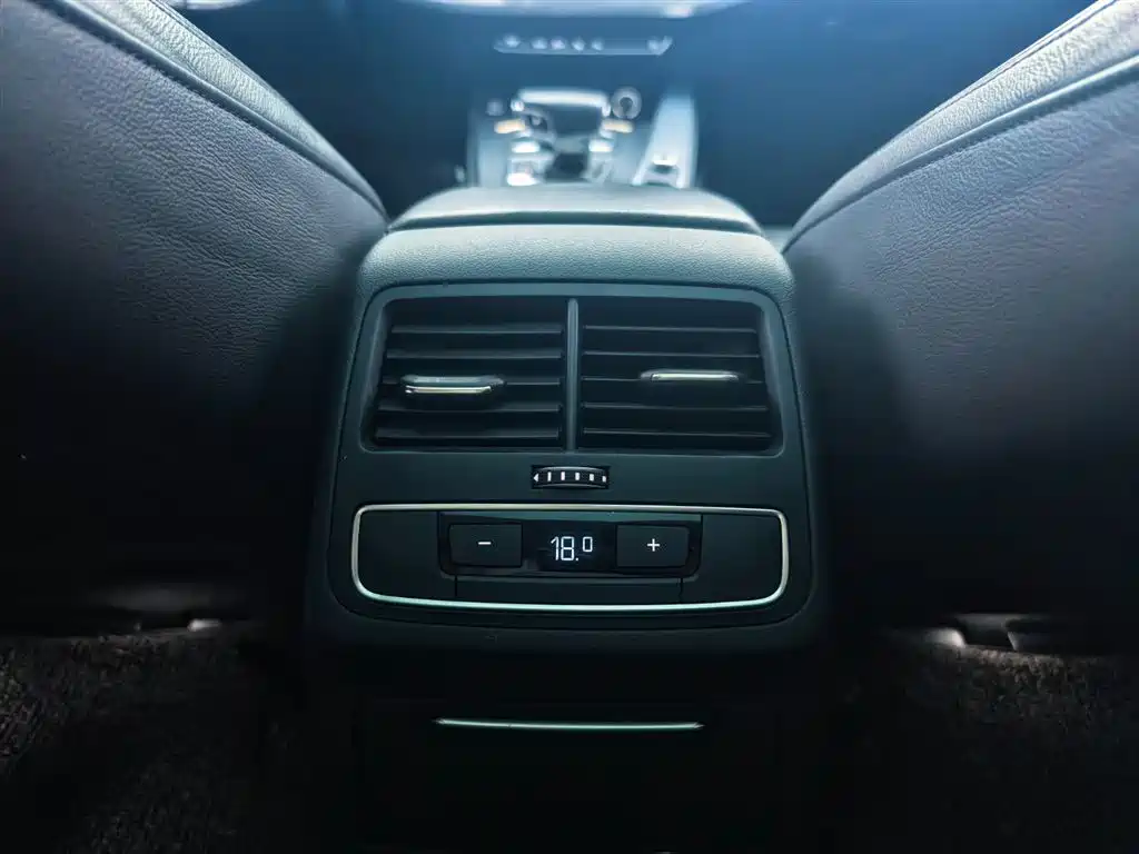 Audi A4L 2019 40 TFSI Fashion (China VI) фото 12