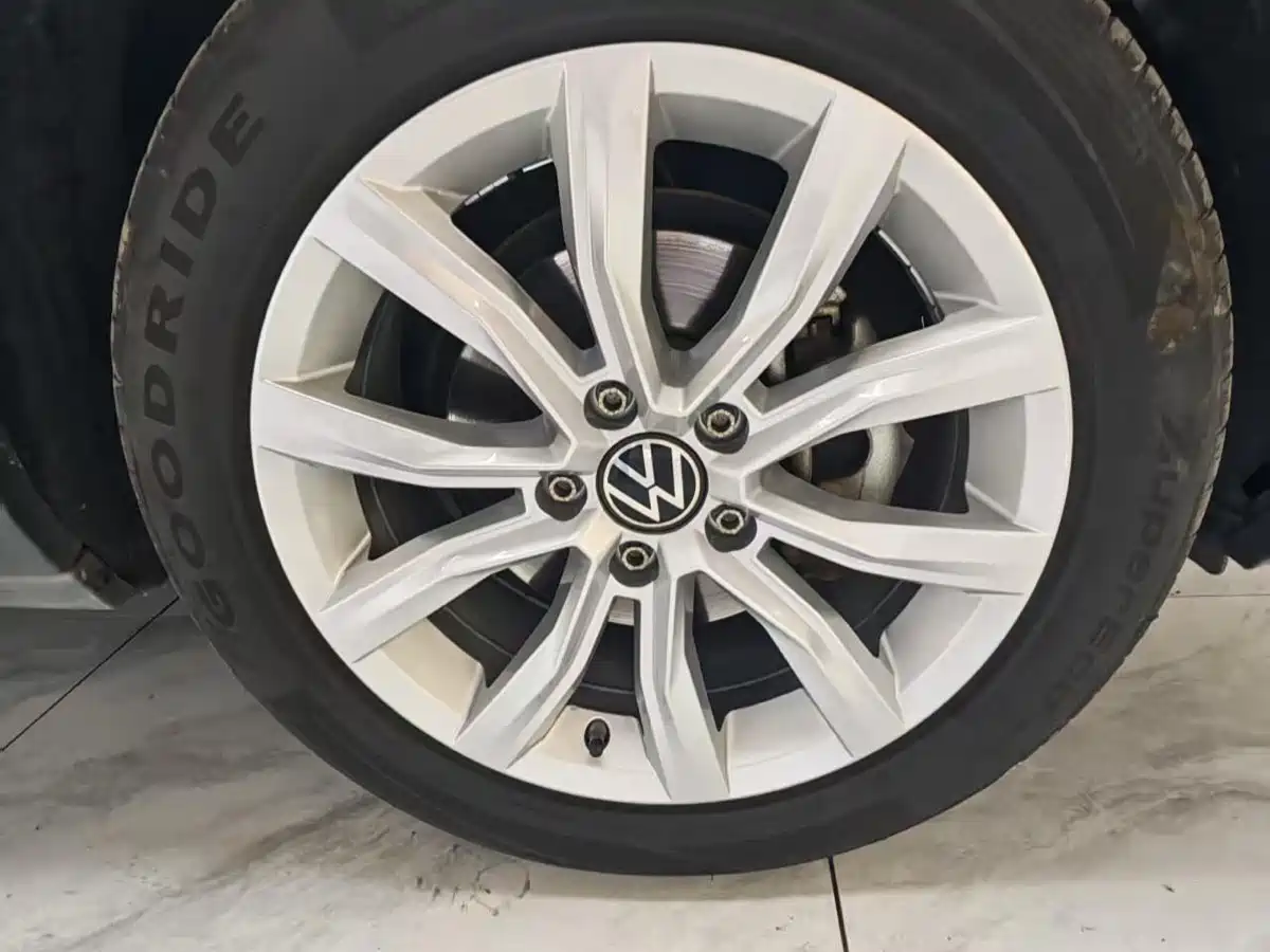 Volkswagen T-ROC 2022 280TSI DSG 2WD Elite PLUS фото 10