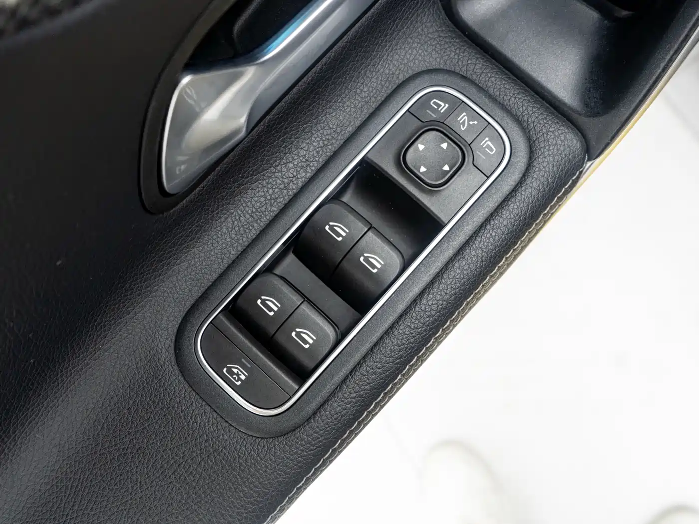 Mercedes-Benz A-Class 2020 Facelift A 200 L Sport Sedan Fashion фото 8