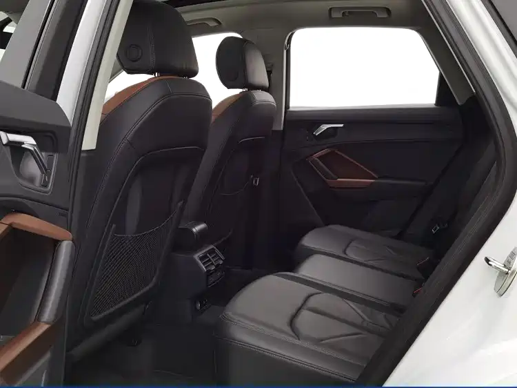 Audi Q3 2021 40 TFSI Fashion Elegance фото 5