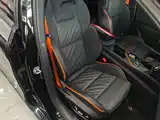 Фото 25 - Lynk & Co 02 Hatchback