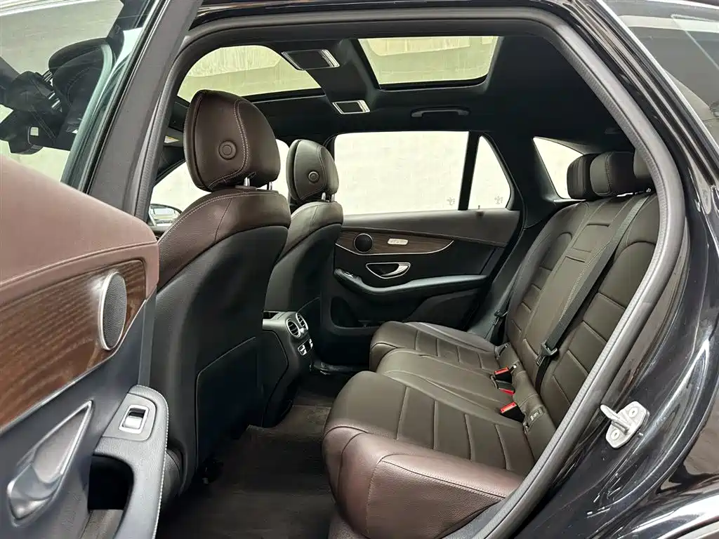 Mercedes-Benz GLC 2022 Facelift GLC 300 L 4MATIC Dynamic фото 10