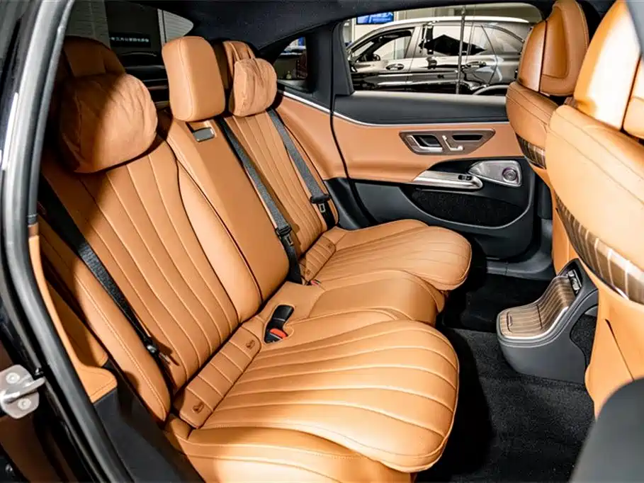 Mercedes-Benz E-Class 2024 Facelift E 300 L Luxury фото 23