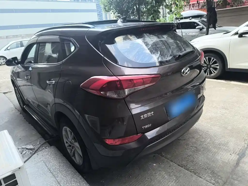 Фото 5 - Hyundai Tucson