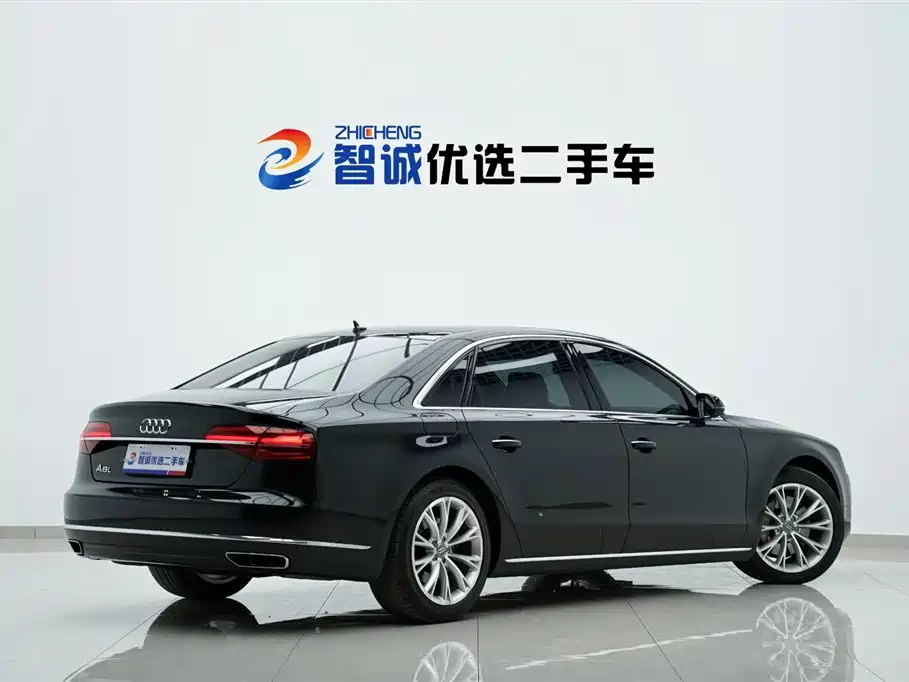 Audi A8 2014 A8L 45 TFSI quattro Luxury фото 3