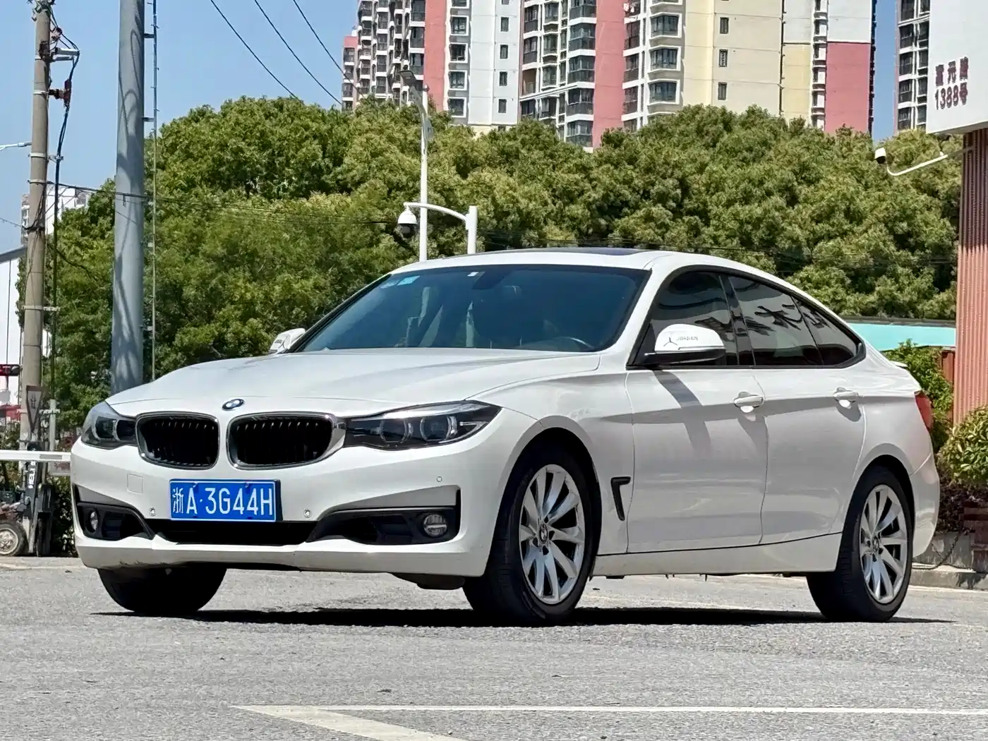 BMW 3 Series GT 2016 320i Fashion Style фото 2