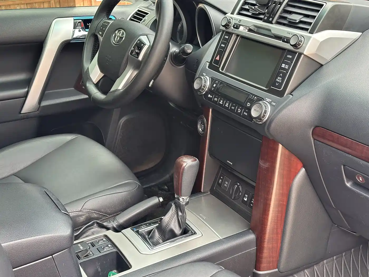 Toyota Prado 2016 3.5L Auto TX-L фото 21