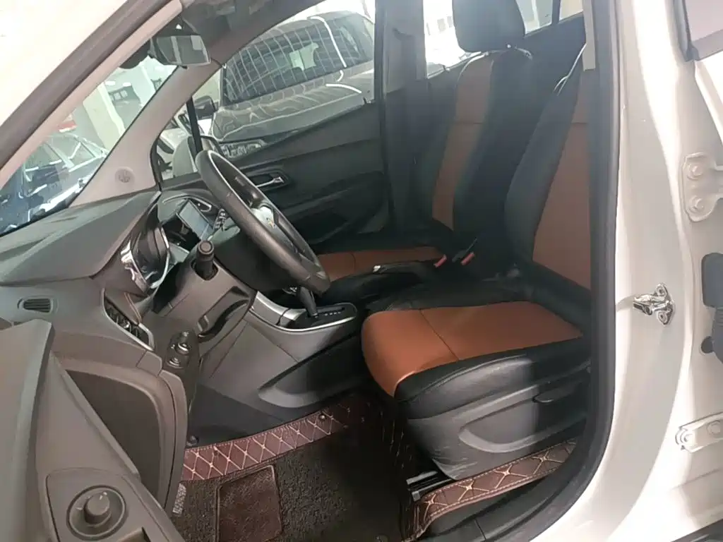 Chevrolet Trax 2018 2017 1.4T Automatic 2WD Comfort